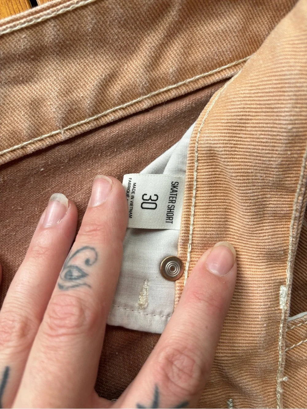 BDG Two-Tone Brown Patchwork Jean Shorts - Picture 3 of 3